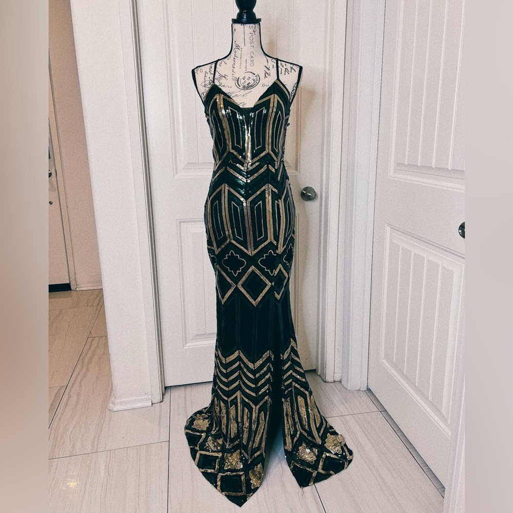 Sequins mermaid geometric v.neck slit green multicolor party dress